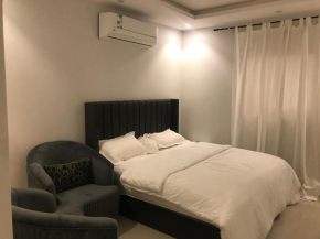 شقة خاصه بغرفة واحده self check in تسجيل وصول C ذاتي PRIVET APARTMENT ONE ROOM